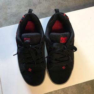 Barely Worn DC Shoes